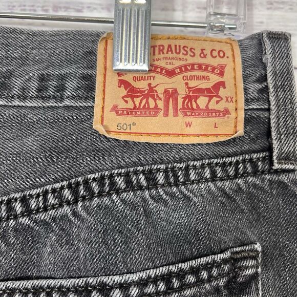 Levi's 501 Original Fit Jeans Women's Size 29x32 (29x31) Button-Fly Raw Hem - Picture 7 of 14